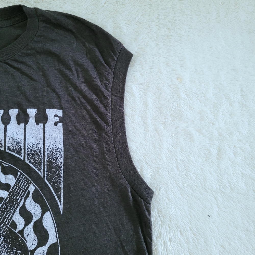 girl👩 Dangerous💥 "Nashville The Music🎶 City" Muscle💪Tee👕 - NWOT - Picture 7 of 13